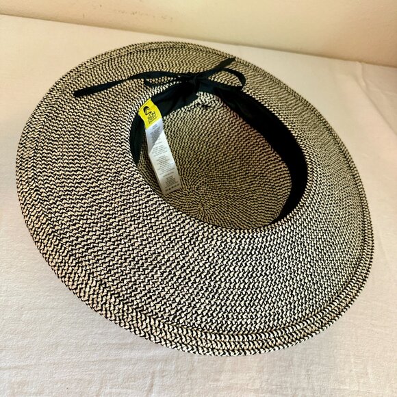 BUNDLE (9) New Sunday Afternoons Women's Sun Hat UPF 50+ Adjustable Chinstrap - Picture 9 of 13